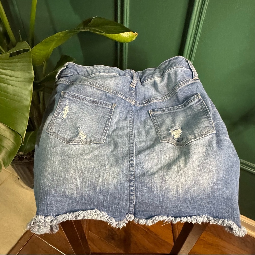 Mossimo Supply Co. Blue Distressed Denim Skirt - Picture 5 of 6